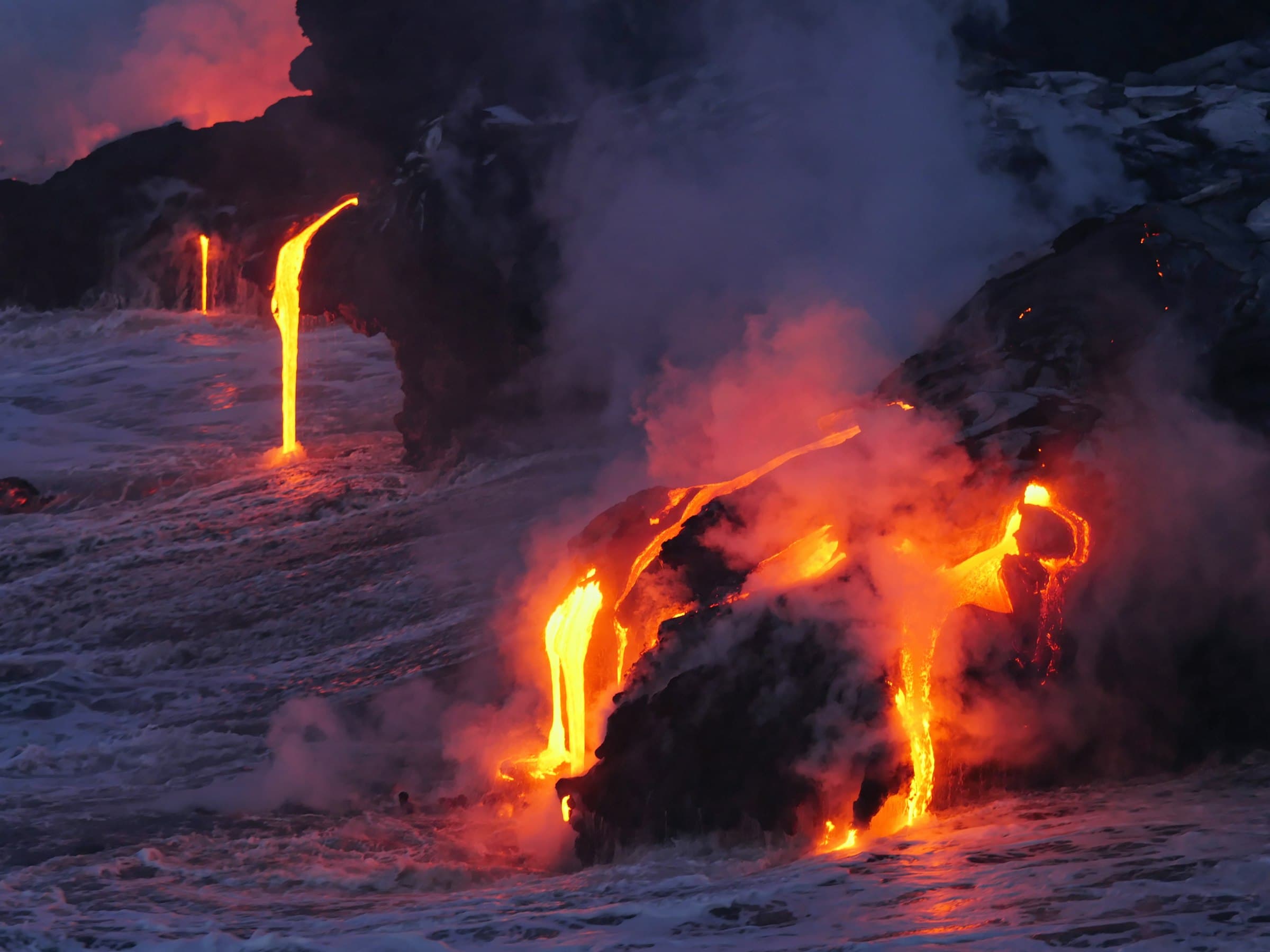 Fly Fishing Hawaii Volcanoes National Park: Trevally, Lava Shelves, and Casting on the Edge of Creation