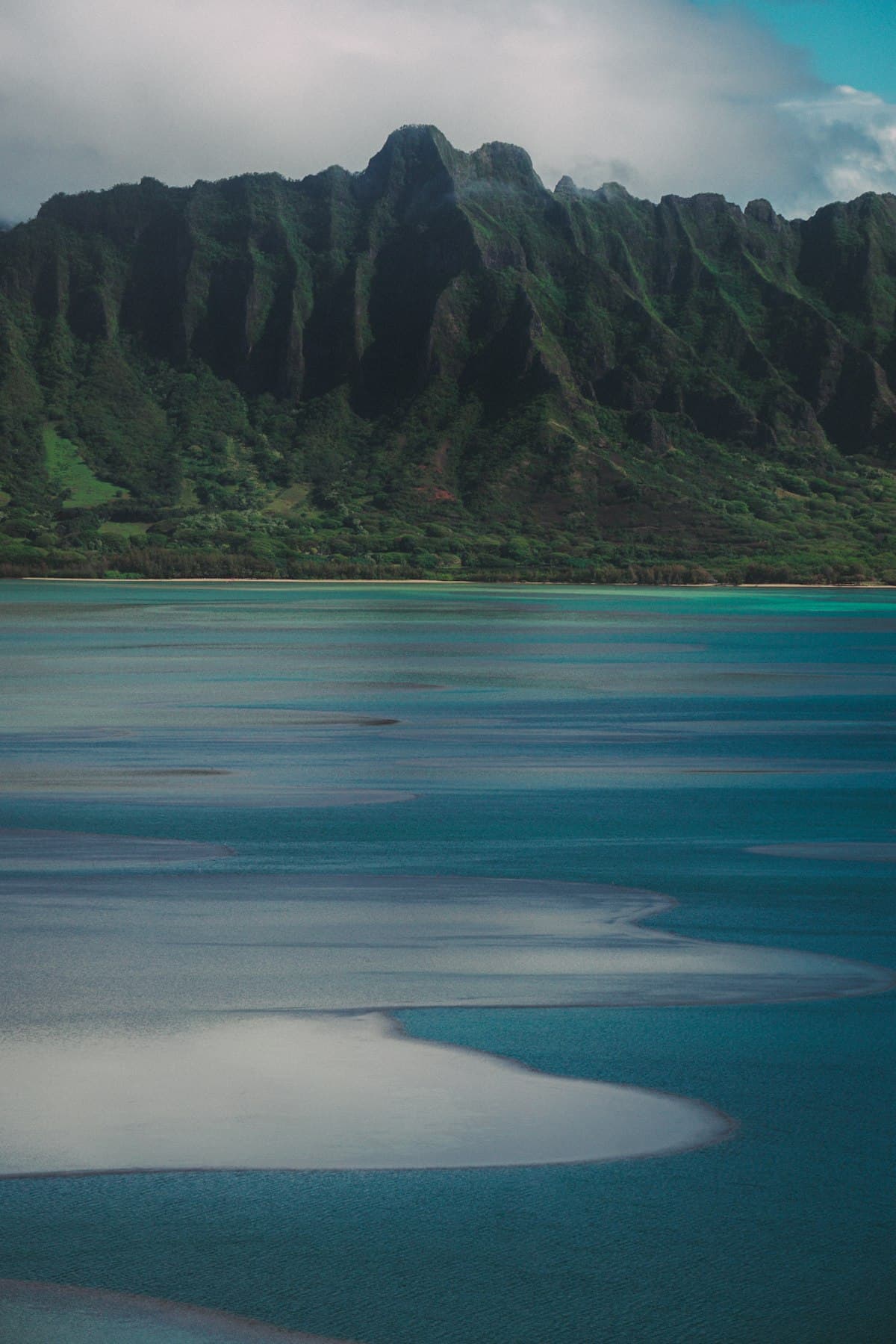 Fly Fishing Hawaii: Giant Bonefish, Trevally on the Flats, Peacock Bass in the Reservoirs, and the Most Overlooked Fly Fishery in America