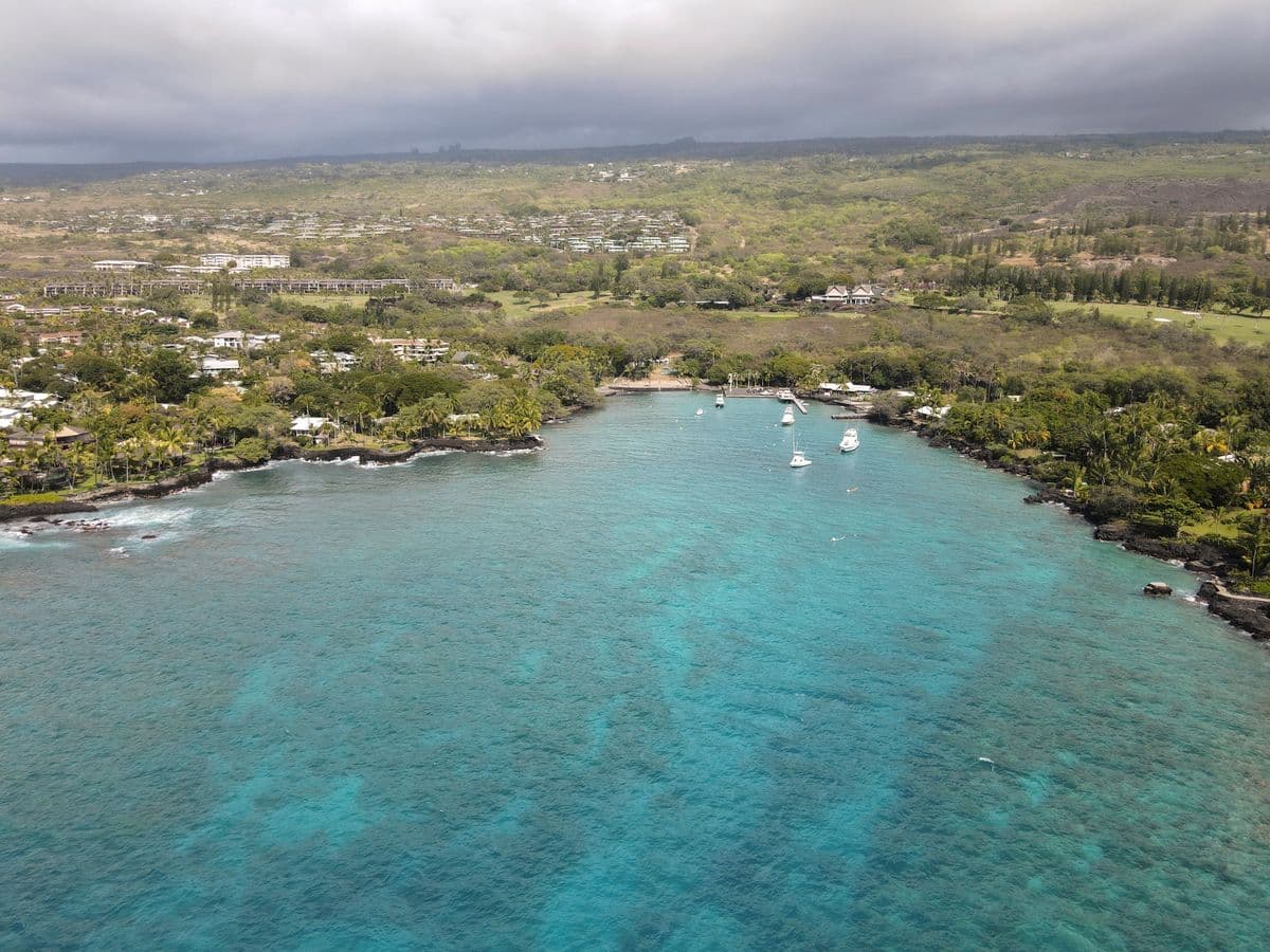 How to Fish Kona, Hawaii: A Beginner's Guide to Blue Marlin, Yellowfin Tuna, and the Big Island's Deep-Water Fishery