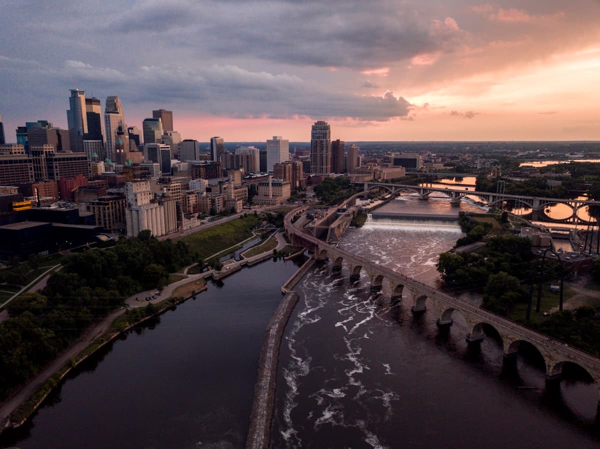 Urban Fishing in Minneapolis: Muskie in City Lakes, Walleye Below the Dam, and the Chain of Lakes You Can Bike To